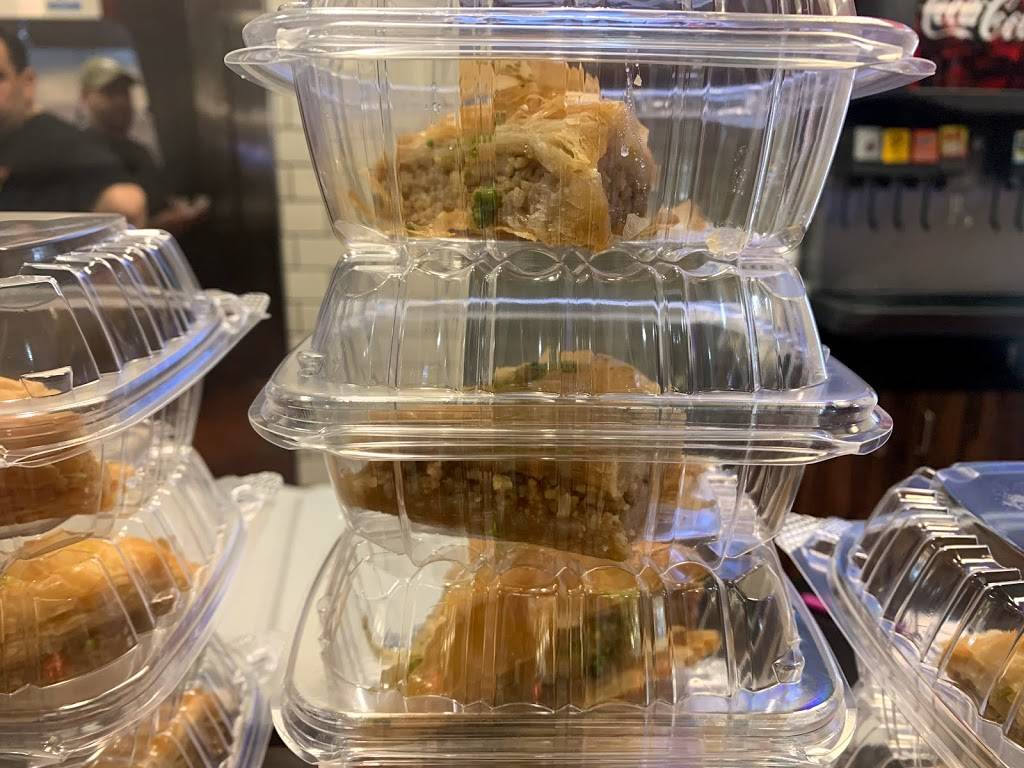 MaMa Gyros | restaurant | 5300 S 76th St, Greendale, WI 53129, USA | 4144231517 OR +1 414-423-1517