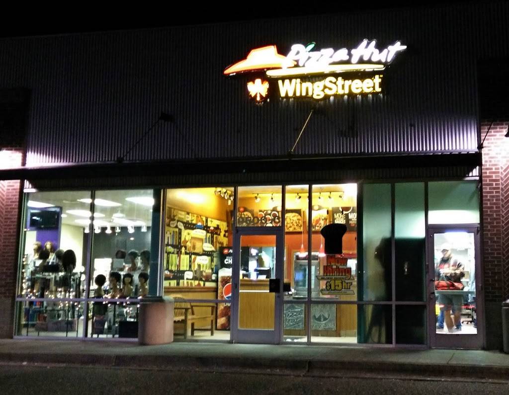 Pizza Hut | meal takeaway | 9500 E Hampden Ave, Denver, CO 80231, USA | 3036956333 OR +1 303-695-6333