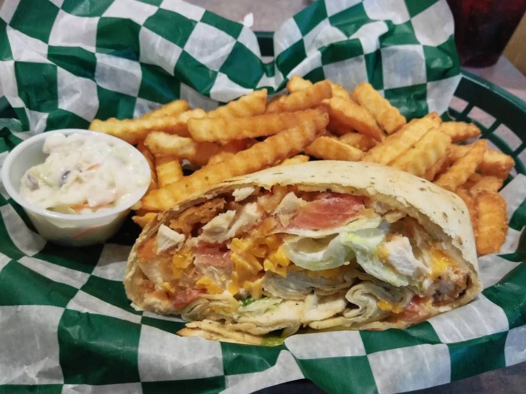 Pizza Man | restaurant | 1602 Tower Ave, Superior, WI 54880, USA | 7153949100 OR +1 715-394-9100