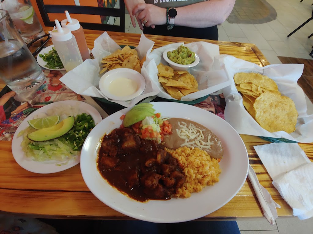 El Cubilete | restaurant | 307 N Thompson Ln, Murfreesboro, TN 37129, USA | 6298004644 OR +1 629-800-4644