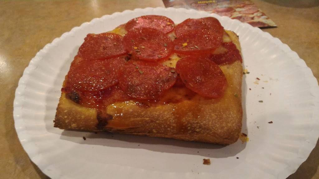 V&S Pizzeria | restaurant | 415 S Oxford Valley Rd, Fairless Hills, PA 19030, USA | 2159456671 OR +1 215-945-6671