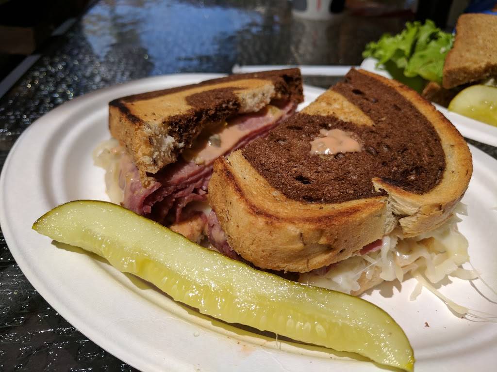 Seaport Village Deli | restaurant | 881 W Harbor Dr, San Diego, CA 92101, USA | 6192327616 OR +1 619-232-7616