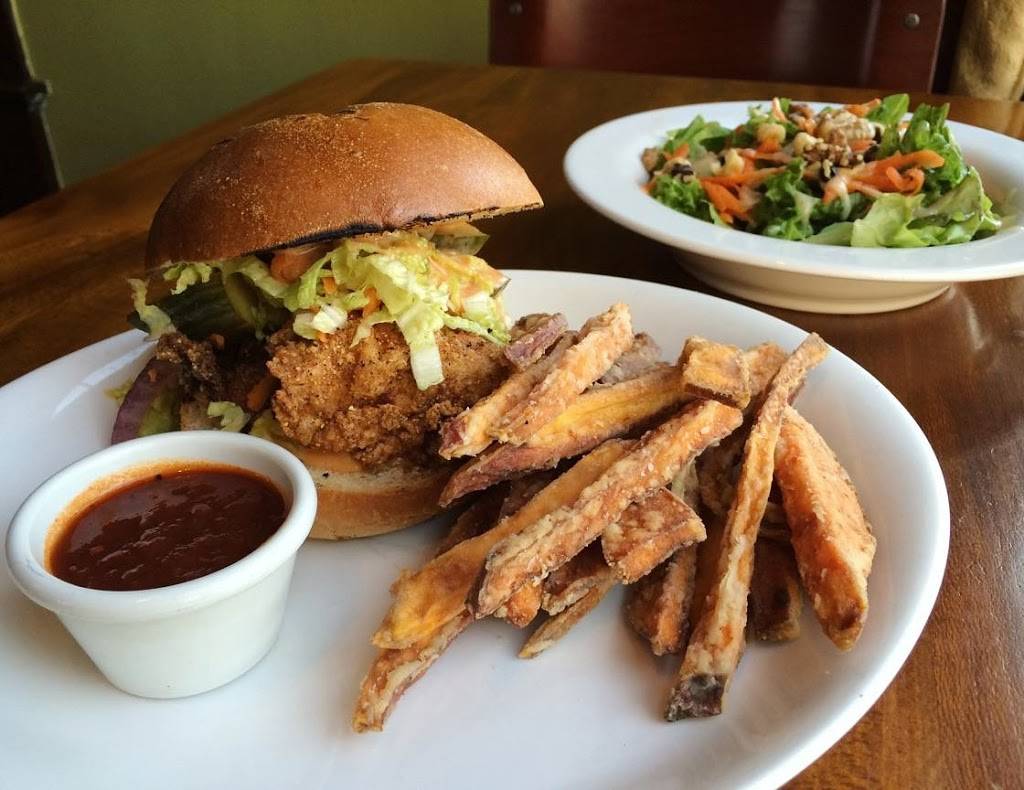 Fat Cats | restaurant | 2061 W 10th St, Cleveland, OH 44113, USA | 2165790200 OR +1 216-579-0200