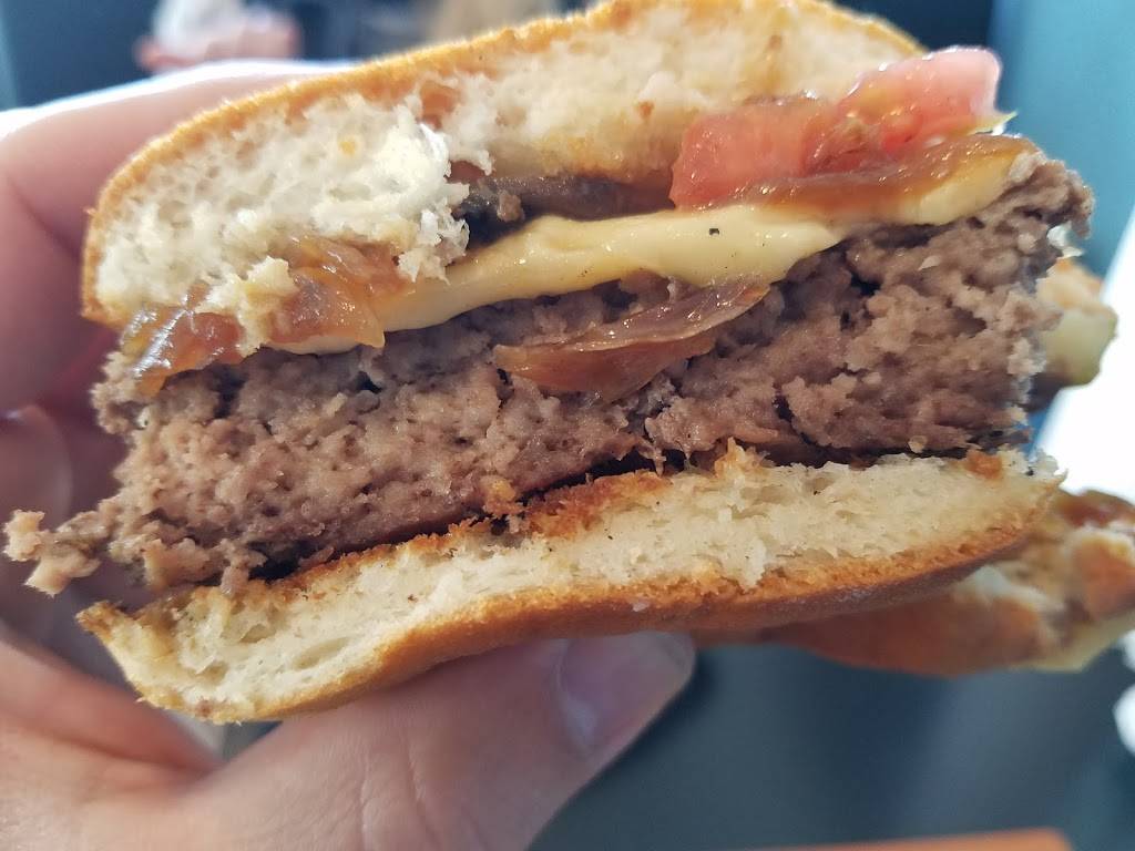 Shore Fire Grille | restaurant | 657 E Bay Ave, Manahawkin, NJ 08050, USA | 6094885586 OR +1 609-488-5586