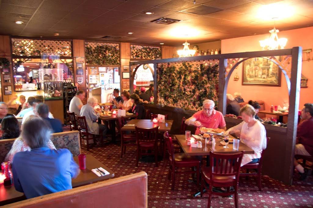 Filippis Pizza Grotto Scripps Ranch | restaurant | 9969 Mira Mesa Blvd, San Diego, CA 92131, USA | 8585860888 OR +1 858-586-0888