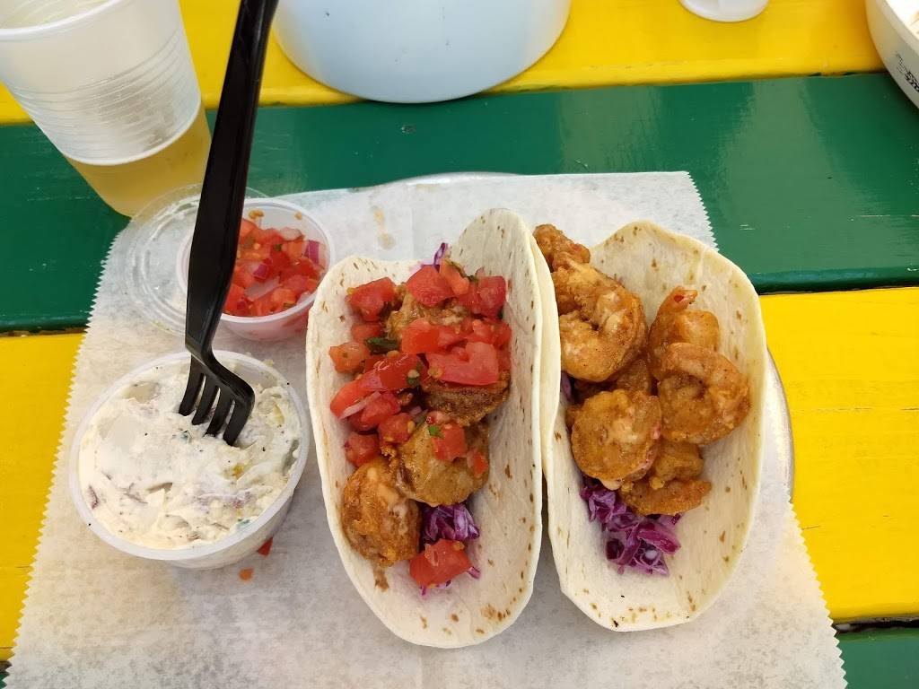 The Crawfish House | restaurant | 1801 Government St #3942, Ocean Springs, MS 39564, USA | 2282151689 OR +1 228-215-1689