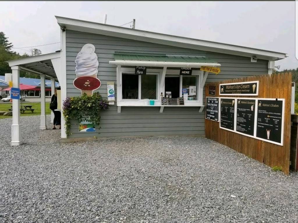 Wahoos | restaurant | 2 Whites Rd, Wilmington, VT 05363, USA | 8024640110 OR +1 802-464-0110