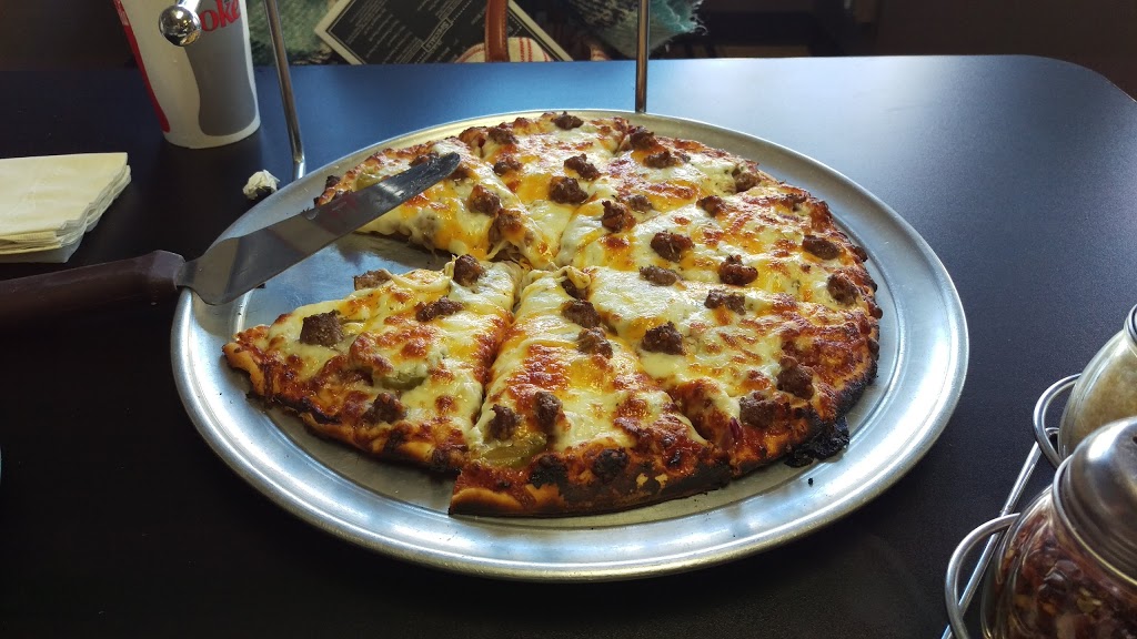 R-Pizza | meal delivery | 2 W Main St, Vermillion, SD 57069, USA | 6056246757 OR +1 605-624-6757