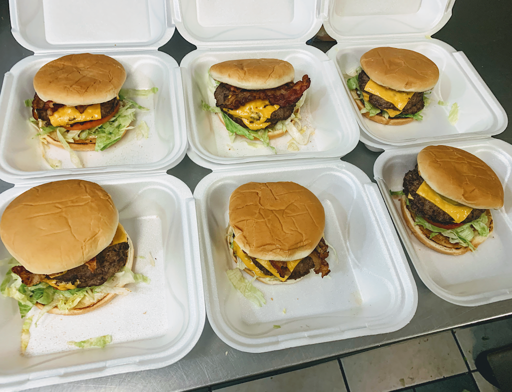 Chicken King #2 | restaurant | 1740 W Trade St, Charlotte, NC 28216, USA | 7043726493 OR +1 704-372-6493