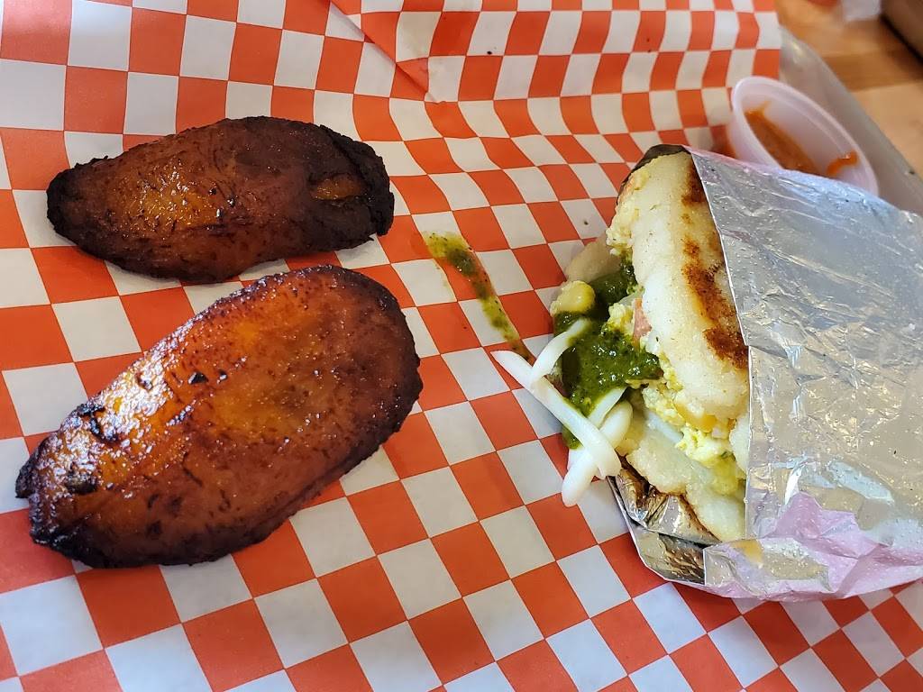 Chocklo Restaurant | restaurant | 6830 S Yosemite St, Centennial, CO 80112, USA | 7202426854 OR +1 720-242-6854