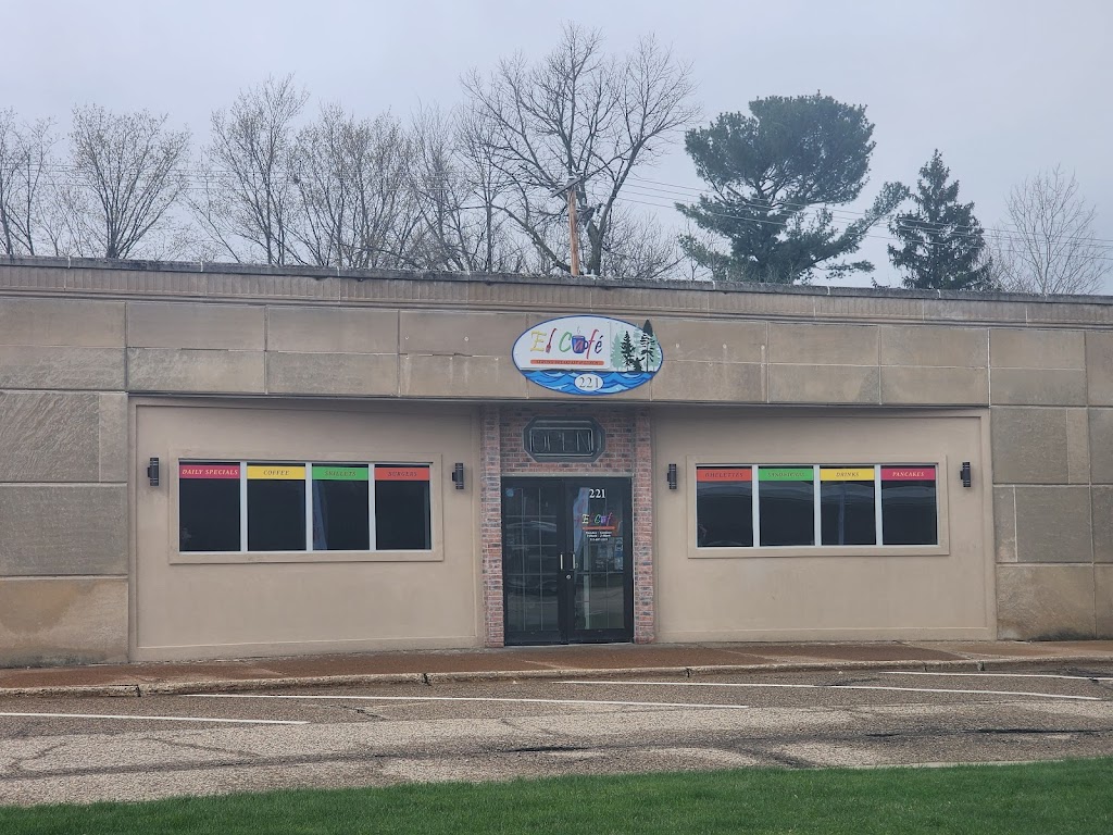 El Café | restaurant | 211 Market Ave, Port Edwards, WI 54469, USA | 7158872233 OR +1 715-887-2233