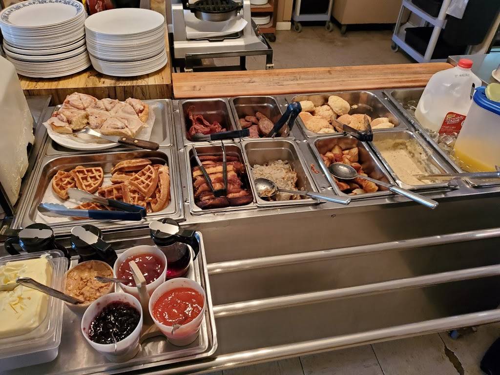 Dutch Pantry | bakery | 10 W Main St, Chouteau, OK 74337, USA | 9184766441 OR +1 918-476-6441