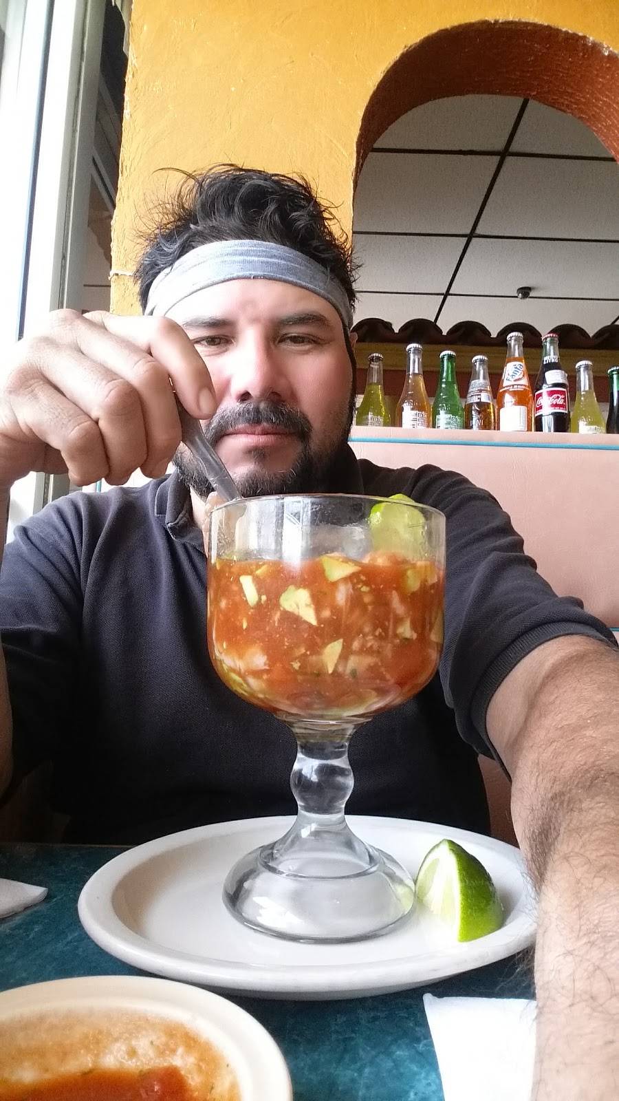 El Valle Mexican Restaurant | restaurant | 305 W John St, Matthews, NC 28105, USA | 7048451417 OR +1 704-845-1417