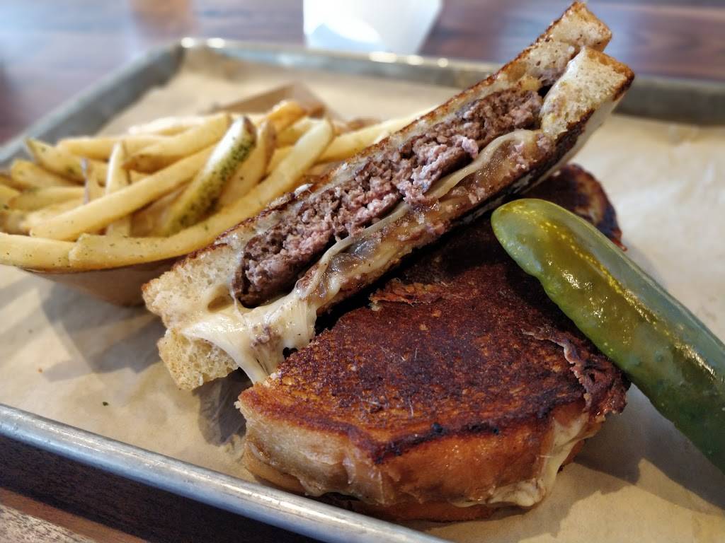 The Melt | restaurant | Shops at La Jolla Village, 8849 Villa La Jolla Dr #305, La Jolla, CA 92037, USA | 8589267517 OR +1 858-926-7517