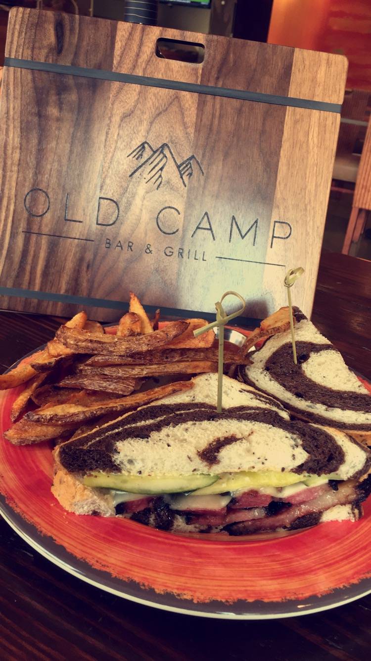 Old Camp Bar and Grill | restaurant | 200 The City Dr N, Orange, CA 92868, USA | 7149197940514 OR +1 714-919-7940 ext. 514