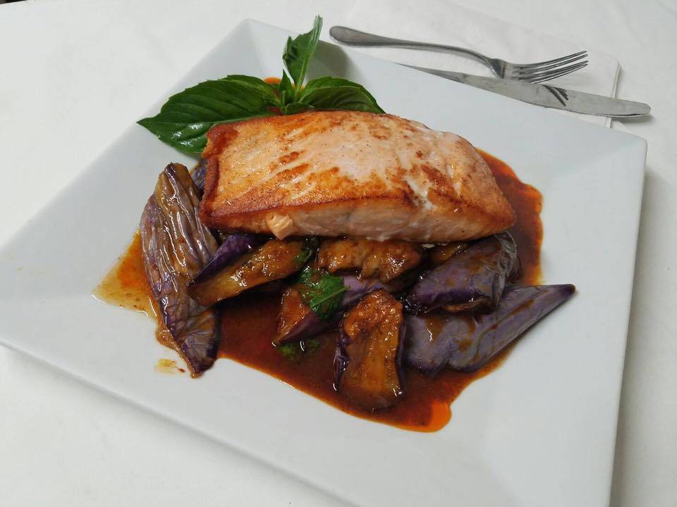 Thairiffic | restaurant | 128 Main St, Marlborough, MA 01752, USA | 5084856900 OR +1 508-485-6900