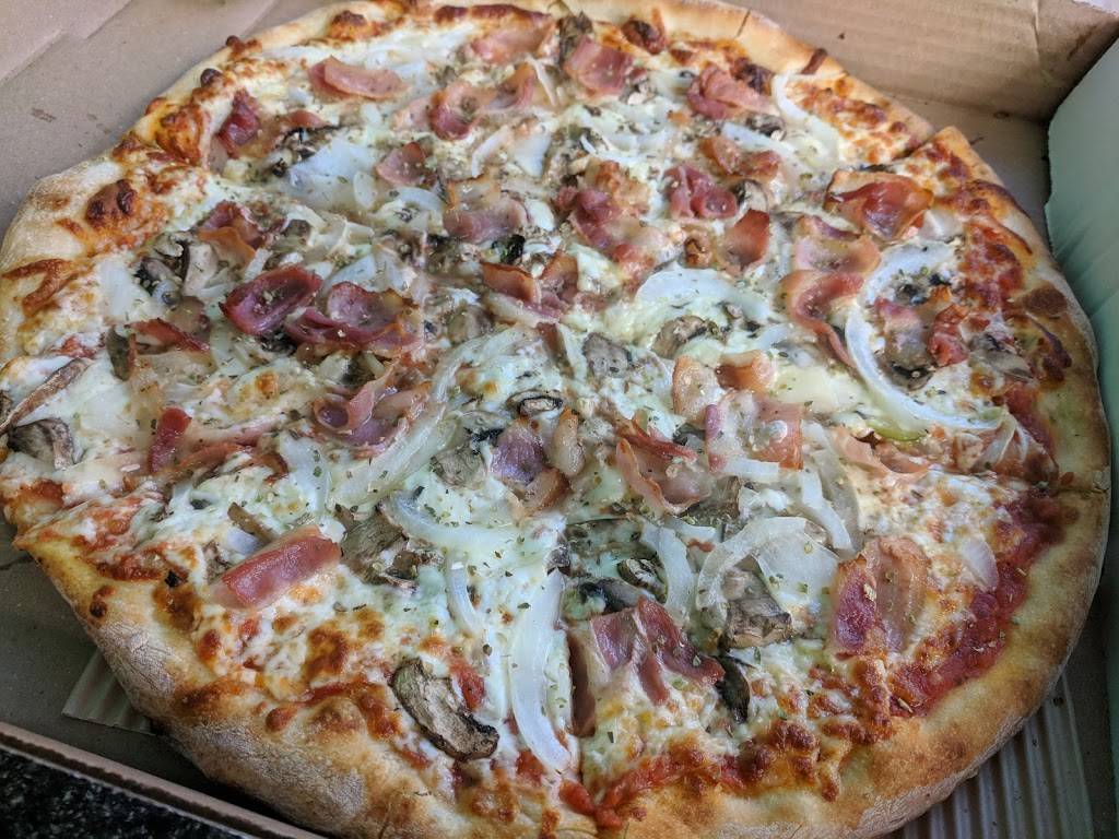 Luca Pizza | restaurant | 3415 Dixie Rd, Mississauga, ON L4Y 4J6, Canada | 9056240010 OR +1 905-624-0010