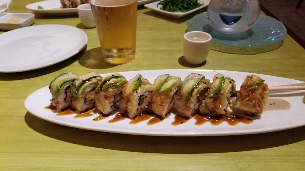 The Boat Sushi & Thai | restaurant | 150 S Sepulveda Blvd, El Segundo, CA 90245, USA | 3105249297 OR +1 310-524-9297