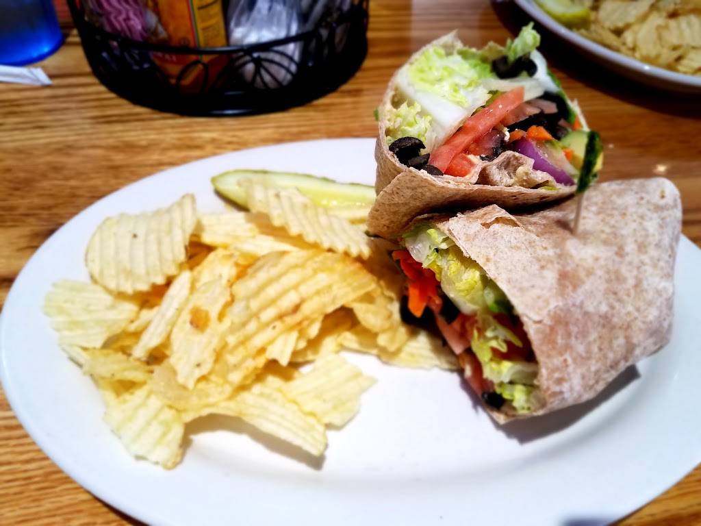 Marblehead Galley | restaurant | 113 W Main St, Lakeside Marblhd, OH 43440, USA | 4197985356 OR +1 419-798-5356