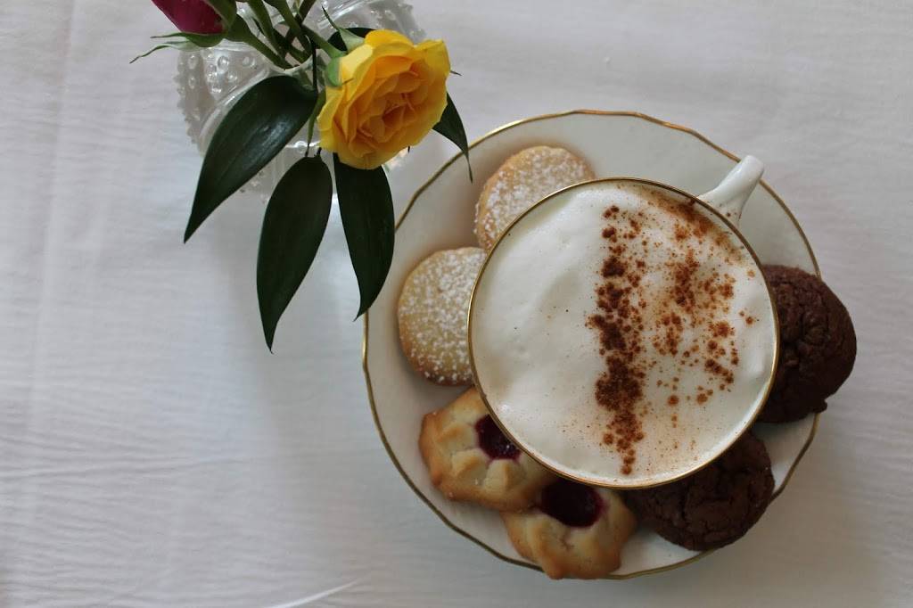 LEtoile Restaurant | restaurant | 22 N Water St, Edgartown, MA 02539, USA | 5086275187 OR +1 508-627-5187