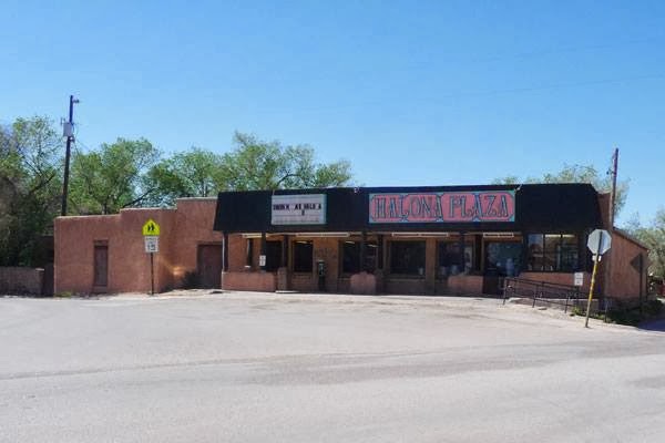Halona Plaza | restaurant | 1 Shalako Dr, Zuni, NM 87327, USA | 5057824547 OR +1 505-782-4547