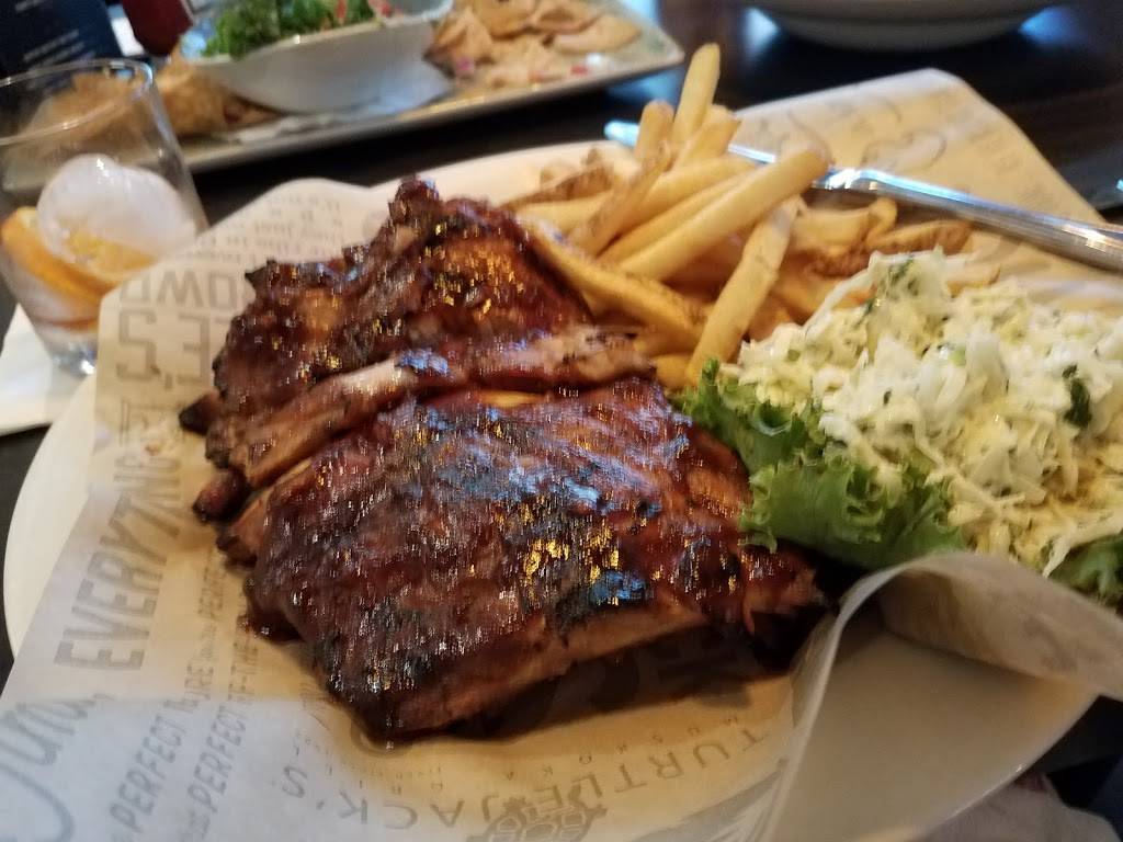 Turtle Jacks Niagara Falls | restaurant | 6733 Fallsview Blvd, Niagara Falls, ON L2G 3W7, Canada | 9053567662 OR +1 905-356-7662