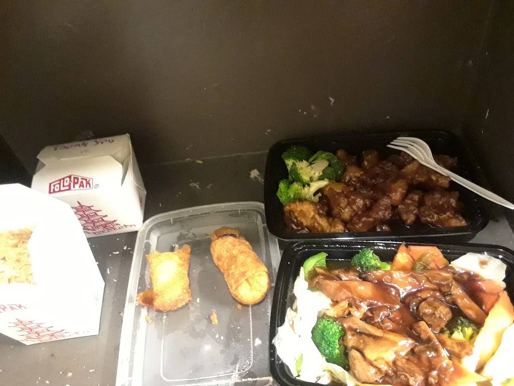 Chef House | restaurant | 4028 Cedar Springs Rd, Dallas, TX 75219, USA | 2145282122 OR +1 214-528-2122