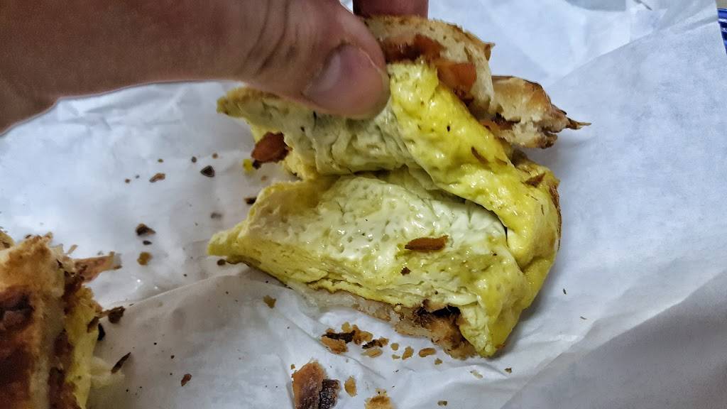 Snarfs Sandwiches SLU | restaurant | 374 S Grand Blvd, St. Louis, MO 63103, USA | 3148334828 OR +1 314-833-4828