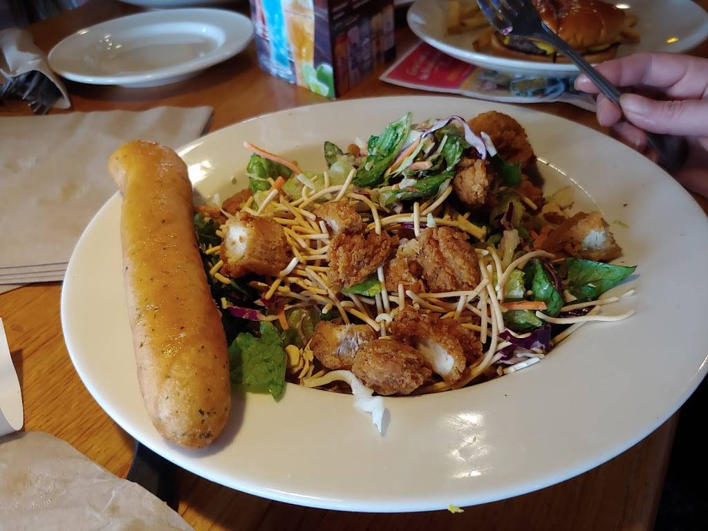 Applebees Grill + Bar | restaurant | 1893 W, MN-36, Roseville, MN 55113, USA | 6516970648 OR +1 651-697-0648