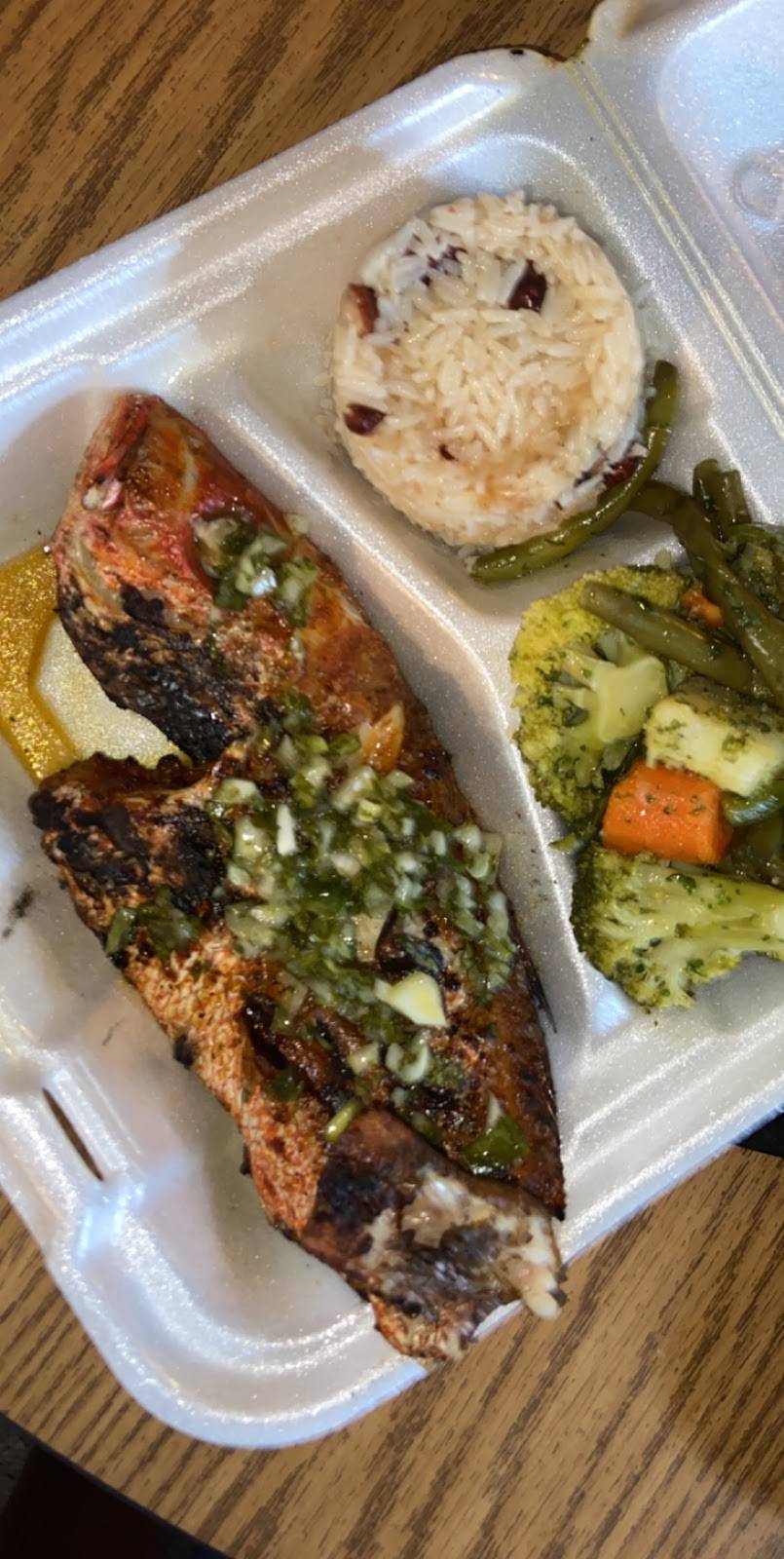 Sofias Restaurant | restaurant | 74 W Elm St, Brockton, MA 02301, USA | 5088573707 OR +1 508-857-3707