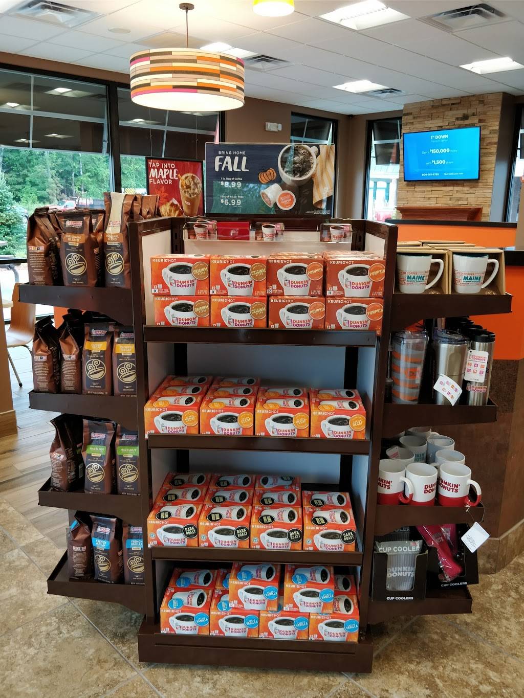 Dunkin Donuts | restaurant | 405-499 Somerset Ave, Pittsfield, ME 04967, USA | 2074872213 OR +1 207-487-2213