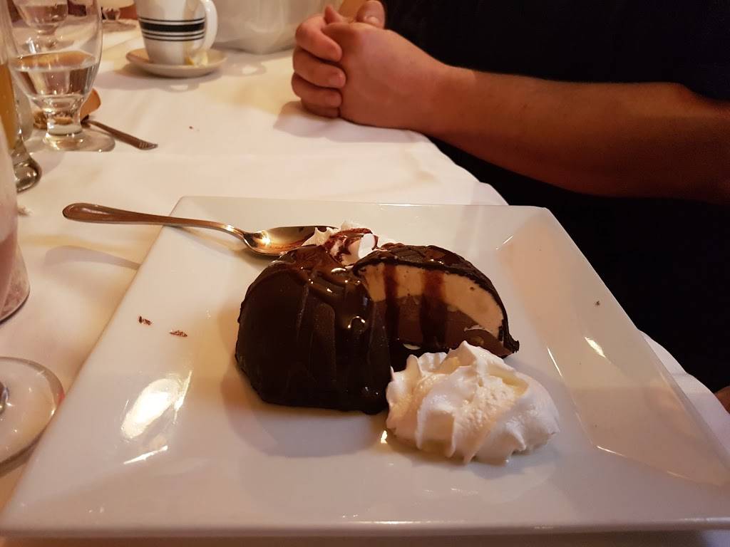 Peters Europa House | restaurant | 1023 US-6, Shohola, PA 18458, USA | 5702962624 OR +1 570-296-2624