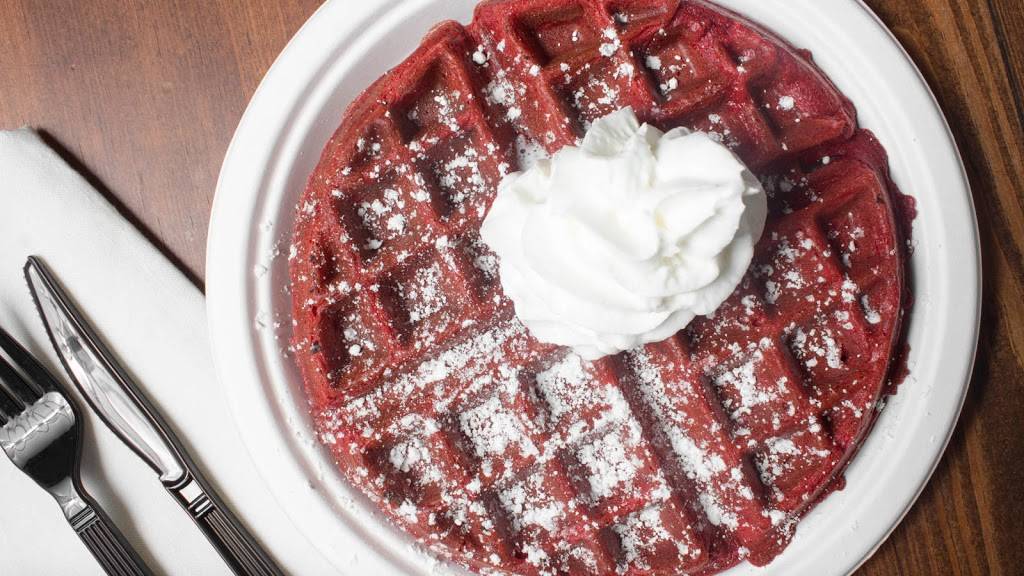 Connies Chicken and Waffles | restaurant | 111 W 10th St, Wilmington, DE 19801, USA | 3023004953 OR +1 302-300-4953