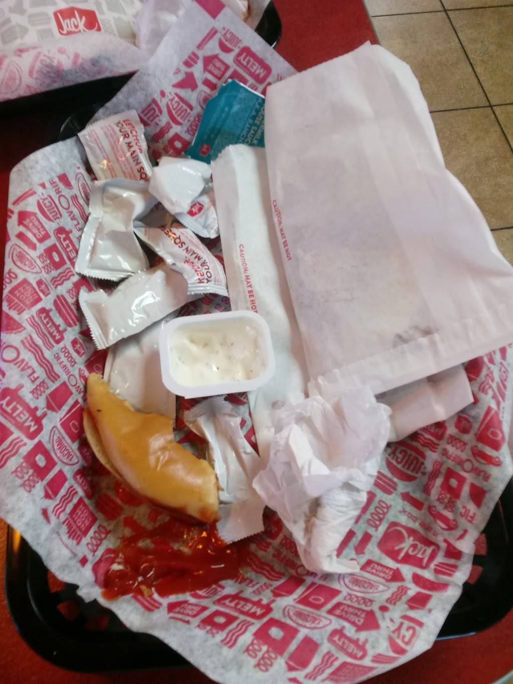 Jack in the Box | restaurant | 6729 Skyway Rd, Paradise, CA 95969, USA | 5308723336 OR +1 530-872-3336