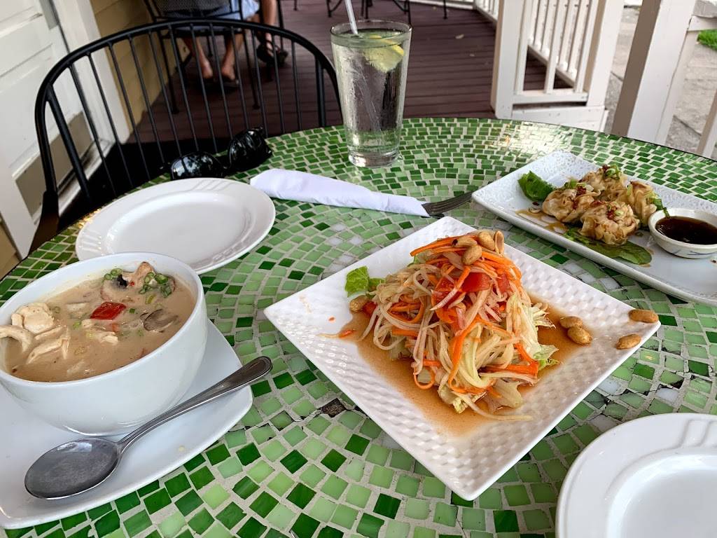 Chill Out Cafe LLC | restaurant | 729 Burdette St, New Orleans, LA 70118, USA | 5048729628 OR +1 504-872-9628