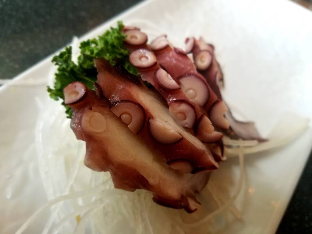 Kabuto Japanese Steakhouse and Sushi Bar | restaurant | 1617 Stanley Rd, Greensboro, NC 27407, USA | 3368525550 OR +1 336-852-5550