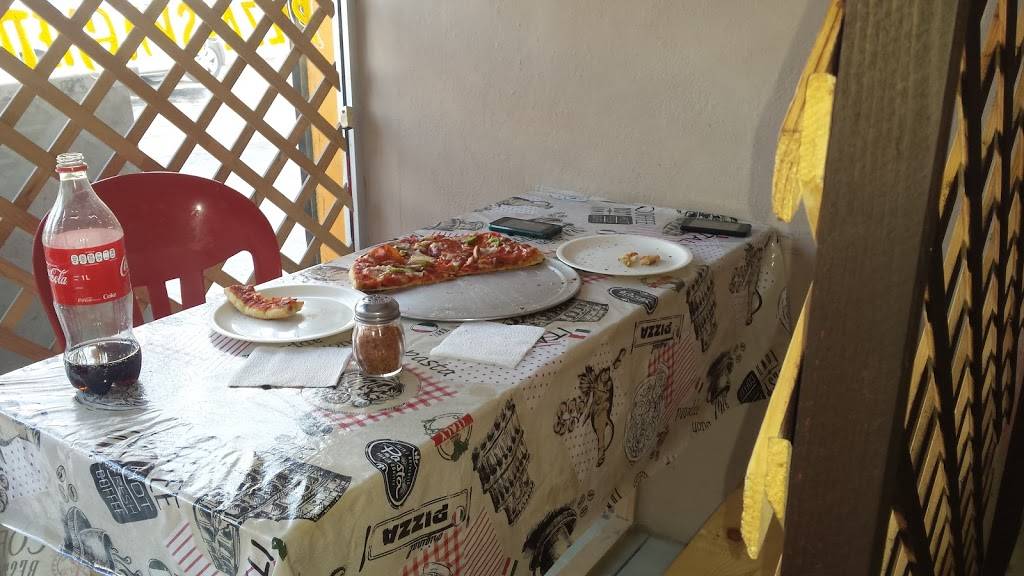 RESTAURANTE GEOVANNIS PIZZA | restaurant | Deimos, Sanchez Taboada Produtsa, 22185 Tijuana, B.C., Mexico | 016643799827 OR +52 664 379 9827