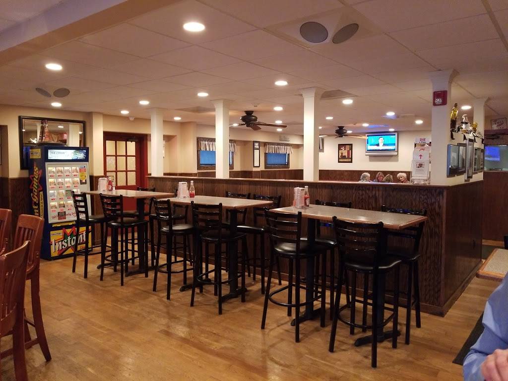 Jackson Square Tavern | restaurant | 1530 Commercial St, Weymouth, MA 02189, USA | 7813370100 OR +1 781-337-0100