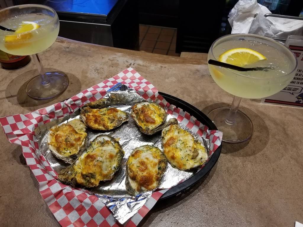 Off the Hook Seafood and More | restaurant | 1920 S Meridian Ave, Oklahoma City, OK 73108, USA | 4056066040 OR +1 405-606-6040