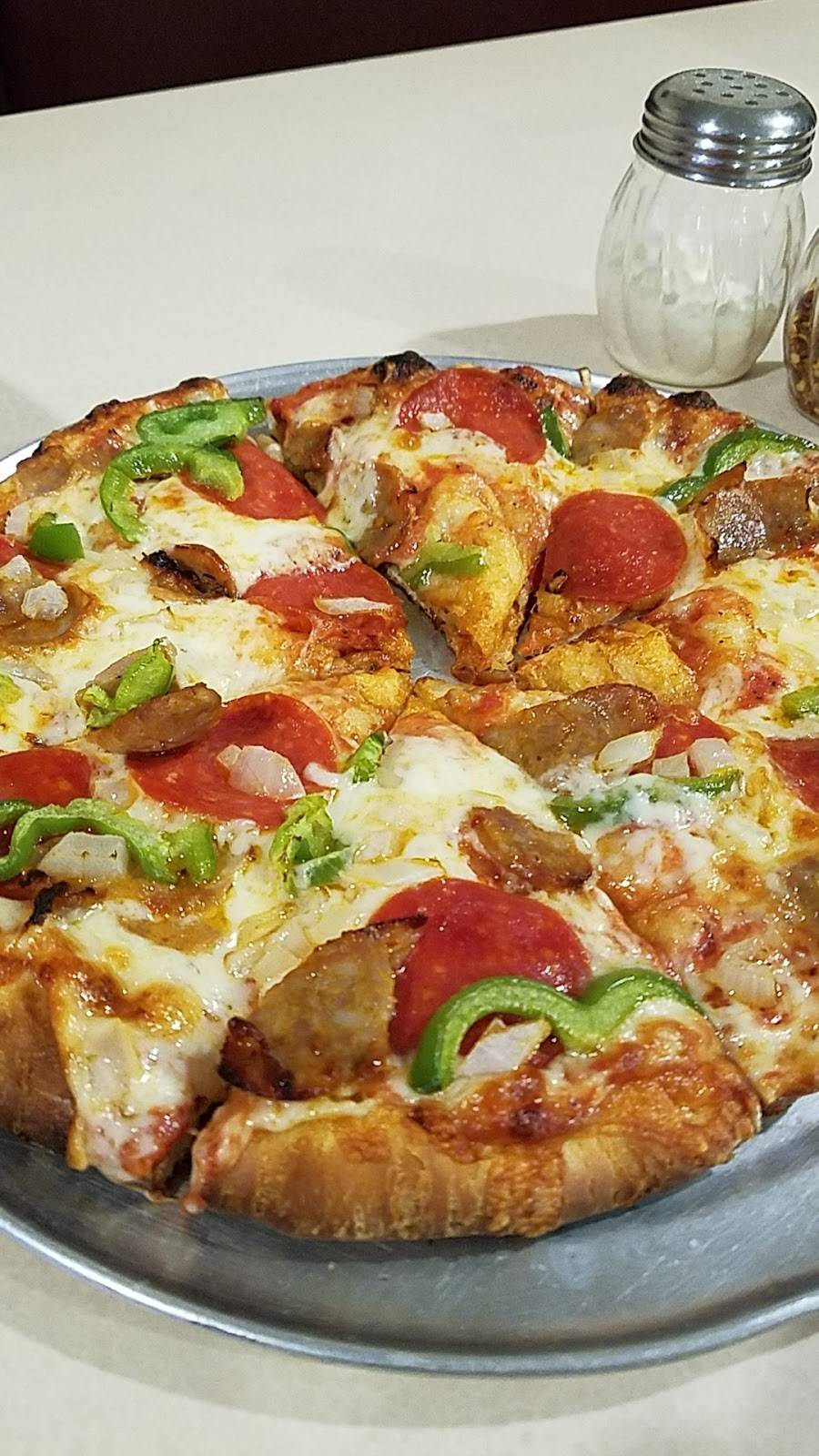 Fremont Pizzeria of Kingston - FPK | restaurant | 34 Church St, Kingston, NH 03848, USA | 6036423777 OR +1 603-642-3777