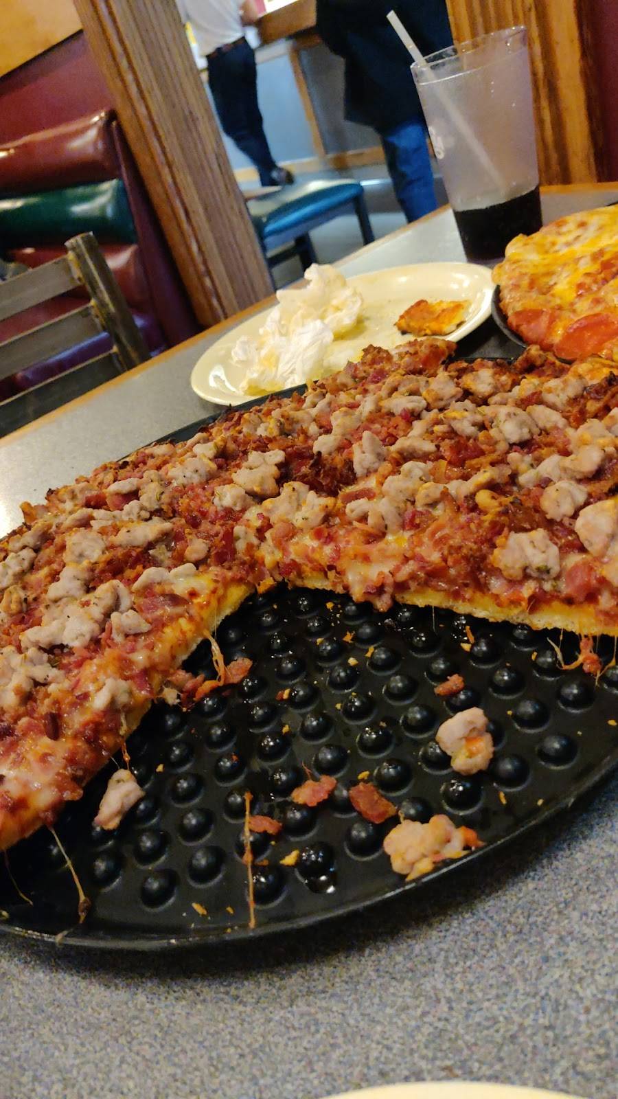 Eddies Pizza Cafe | meal delivery | 1304 E Hammer Ln, Stockton, CA 95210, USA | 2094772556 OR +1 209-477-2556