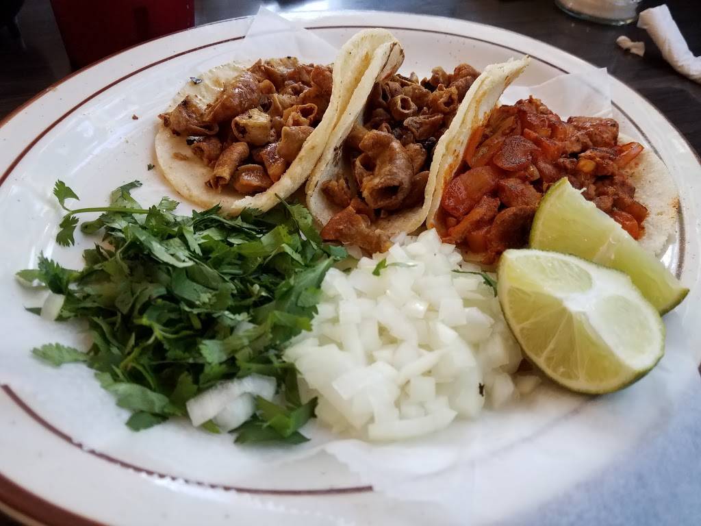 Tepatitlan Mexican Grill | restaurant | 4720 N Main St, Houston, TX 77009, USA | 7138624124 OR +1 713-862-4124