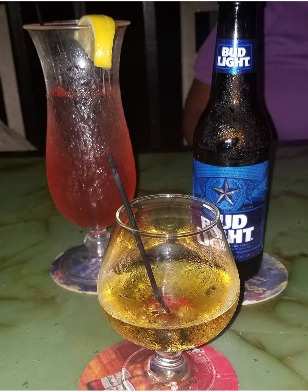 Nairobi Bar & Grill | restaurant | 514 N Hackberry, San Antonio, TX 78202, USA | 2102220011 OR +1 210-222-0011