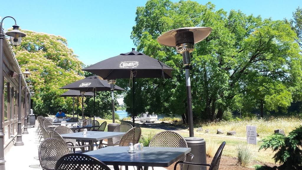 The Old Spaghetti Factory | restaurant | 603 NW 2nd St, Corvallis, OR 97330, USA | 5417387877 OR +1 541-738-7877