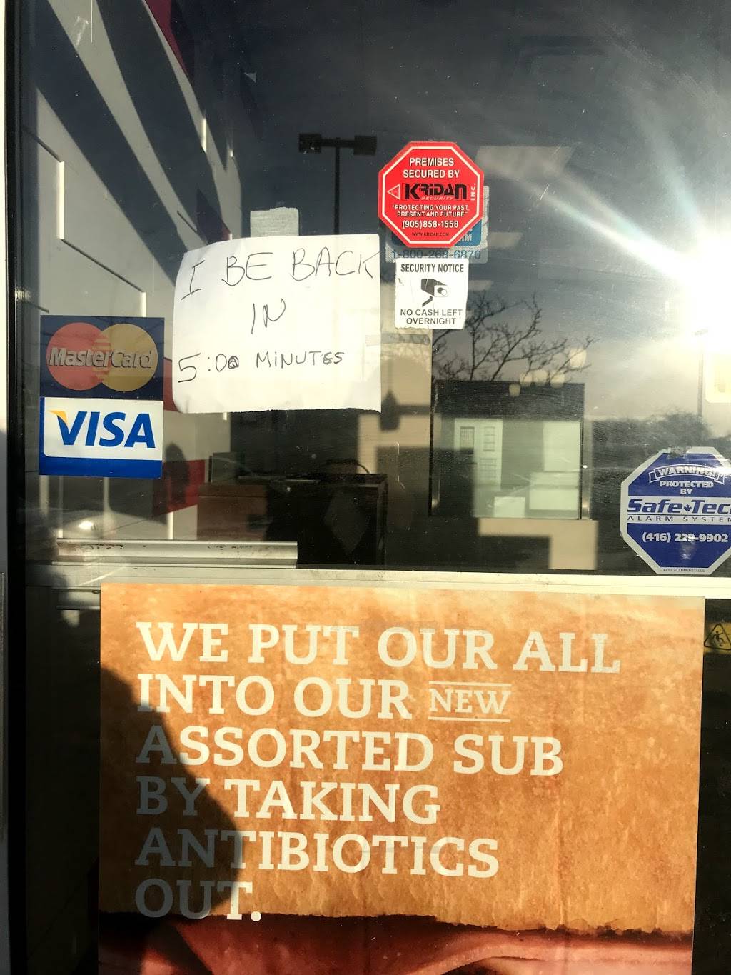 Mr.Sub | restaurant | 2151 St Clair Ave W, Toronto, ON M6N 1K5, Canada | 6473131931 OR +1 647-313-1931