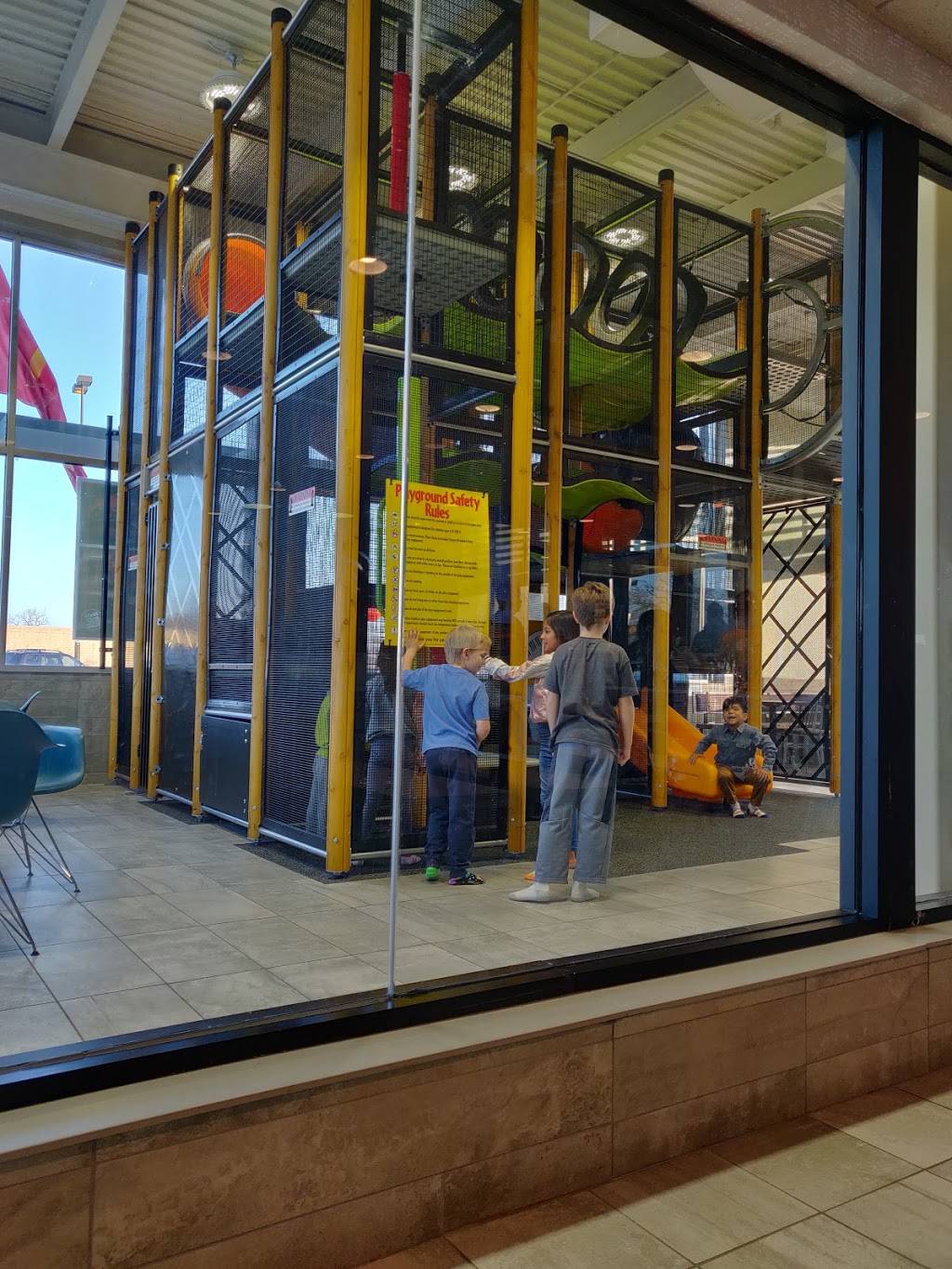 McDonalds | cafe | 89 W North Ave, West Chicago, IL 60185, USA | 6302934986 OR +1 630-293-4986