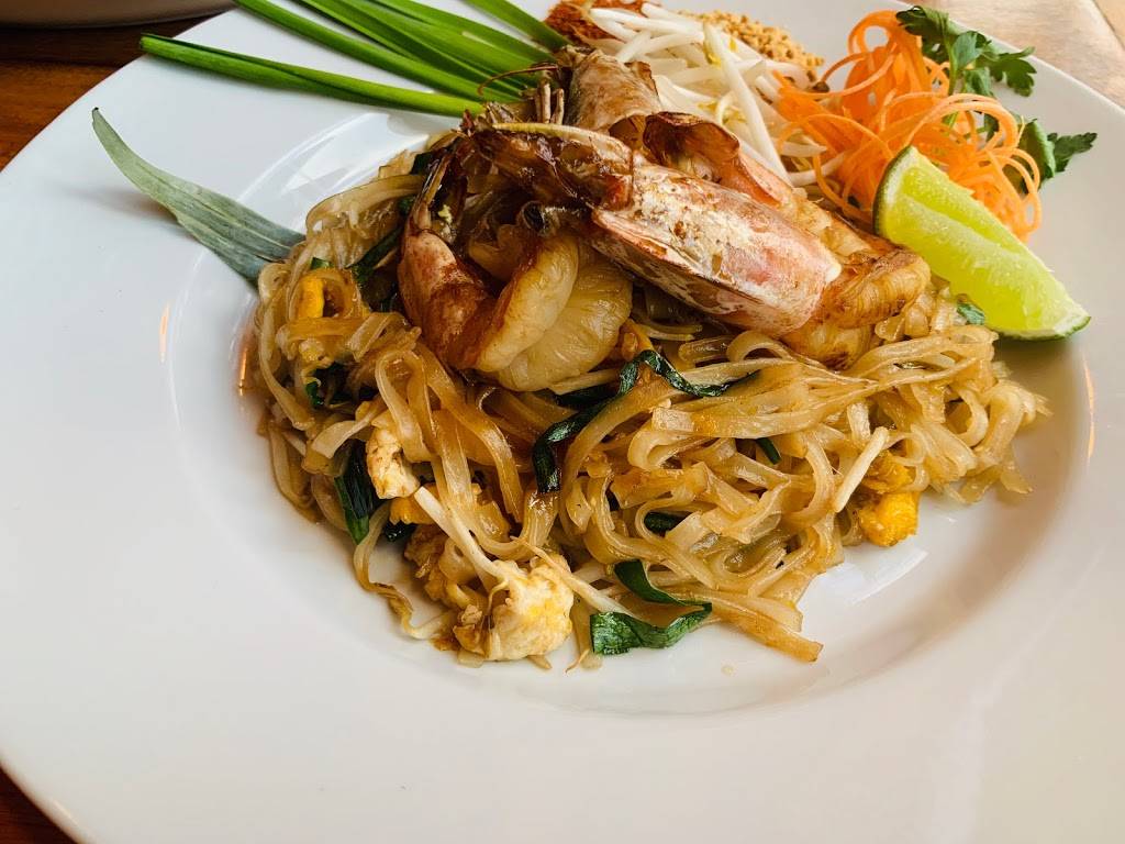 Hom Mali Thai and Sushi on North Ave | restaurant | 417 W North Ave, Chicago, IL 60610, USA | 3126643400 OR +1 312-664-3400