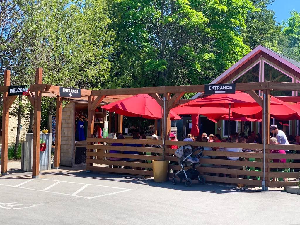 Wild Tomato Wood-Fired Pizza and Grille Fish Creek | restaurant | 4023 WI-42, Fish Creek, WI 54212, USA | 9208683095 OR +1 920-868-3095