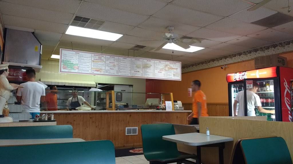 Santos Pizza | restaurant | 2019 Linglestown Rd, Harrisburg, PA 17110, USA | 7176570810 OR +1 717-657-0810