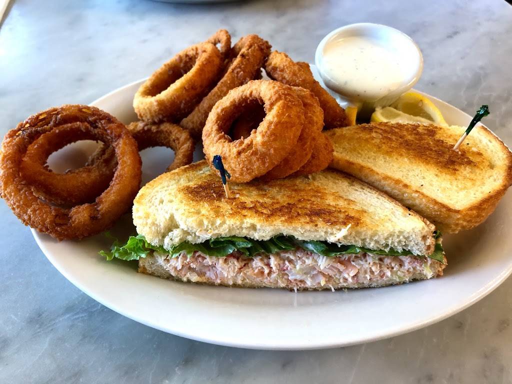 Fentons Creamery | restaurant | 1669 E Monte Vista Ave, Vacaville, CA 95688, USA | 7074697200 OR +1 707-469-7200